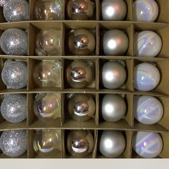 25 Mini Glass Christmas Ball Ornaments Silver Shiny Glitter Matte Opalescent - Picture 2 of 8
